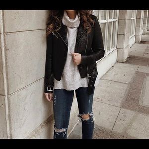 Aritzia Plutarch Community Grey Turtleneck